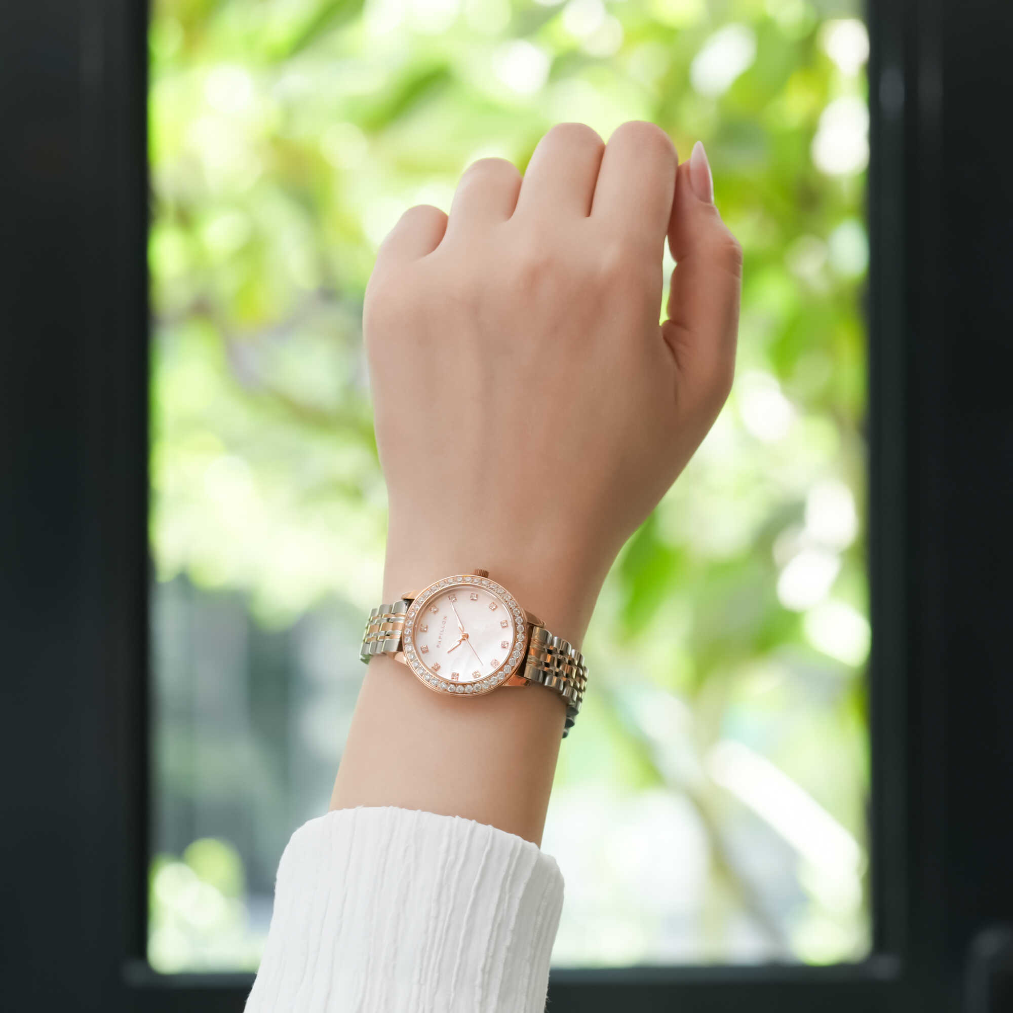 HK5 (8909L-E) ساعة بابيون