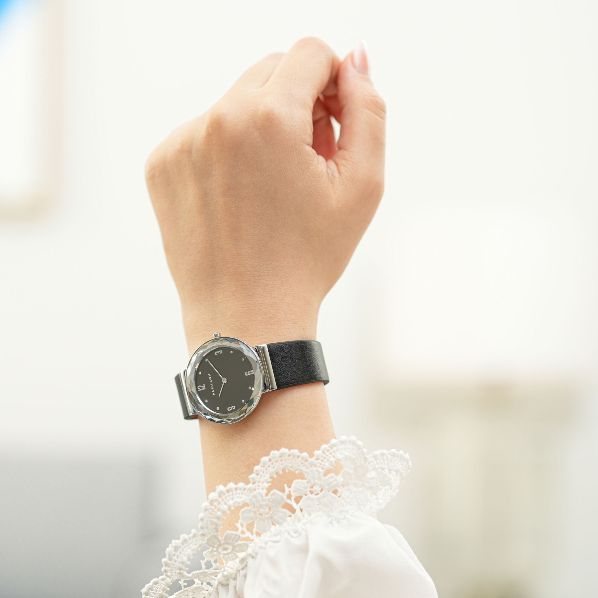 Papillon watch HK4(2278L-D) + box
