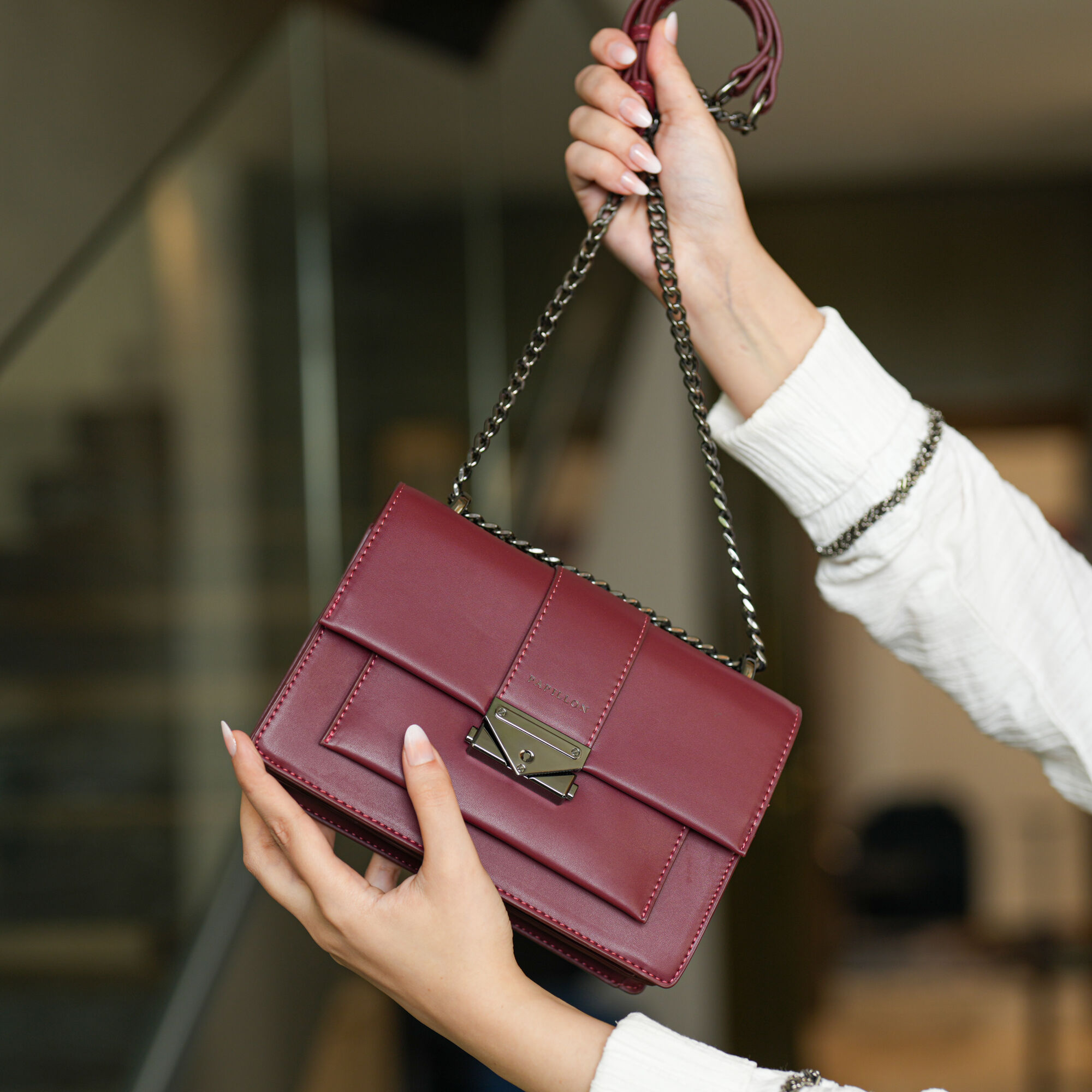 Papillion Shoulder Bag NOR-20191038 Burgundy