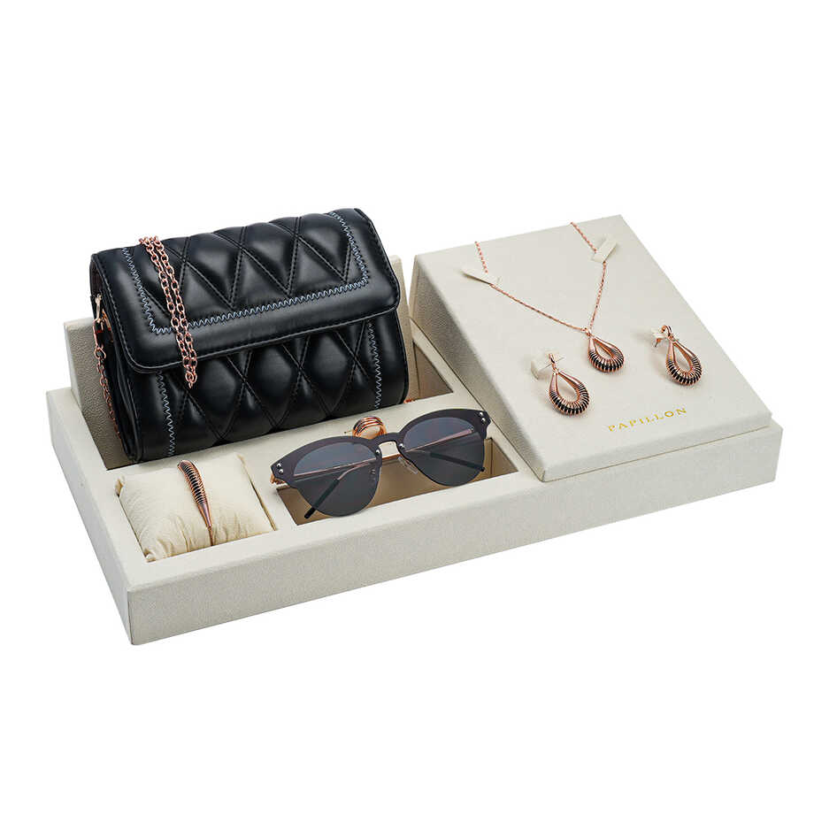 A set of 6 pieces, Papillon, for women, with glasses