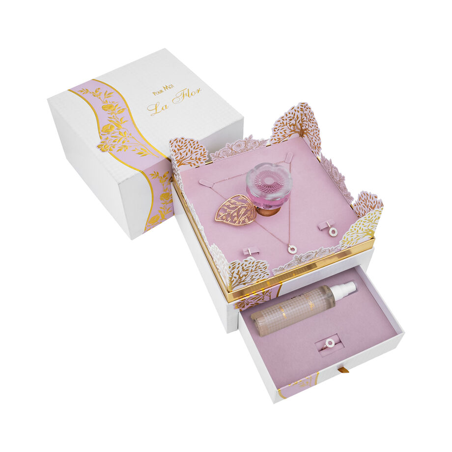 La Fleur accessory set La Fleur accessory set