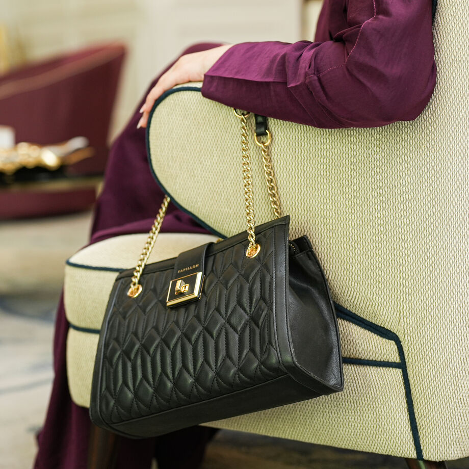 شنطة بابيون شولدر باج أسود