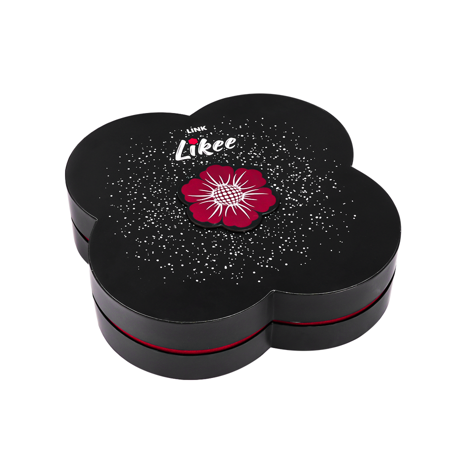 طقم لايكي عناية