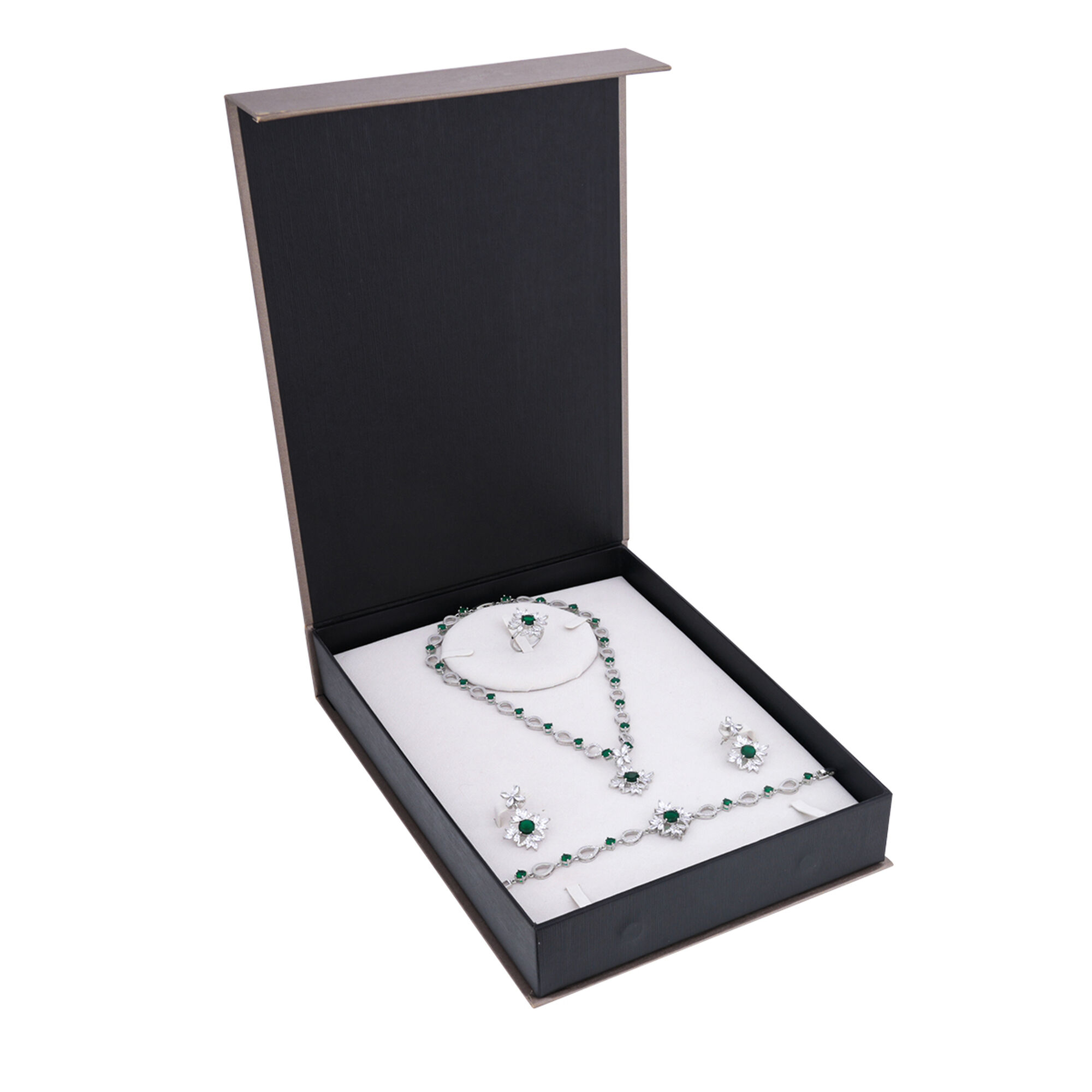 طقم اكسسوار بابيون رباعي زركون اخضر لون فضي MOY-NBER-0058