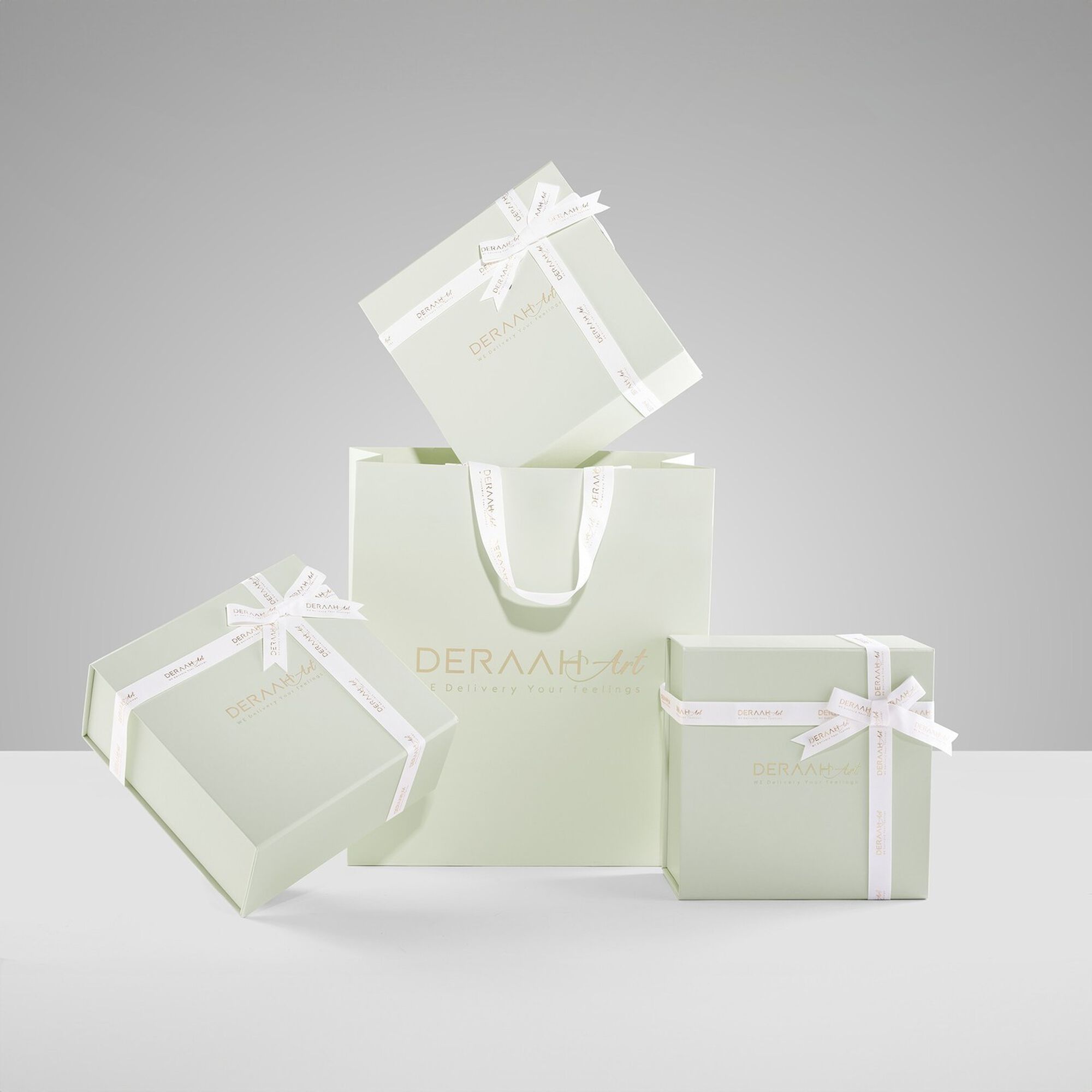 Large art shield packaging set