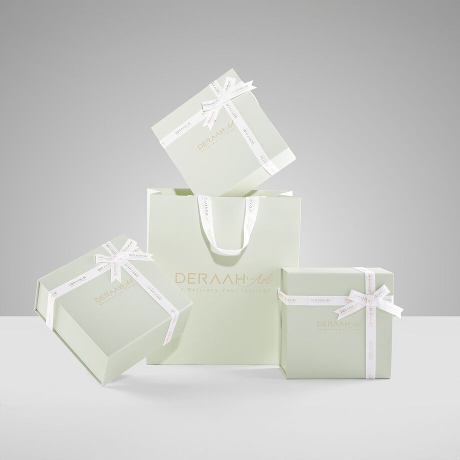 Large art shield packaging set