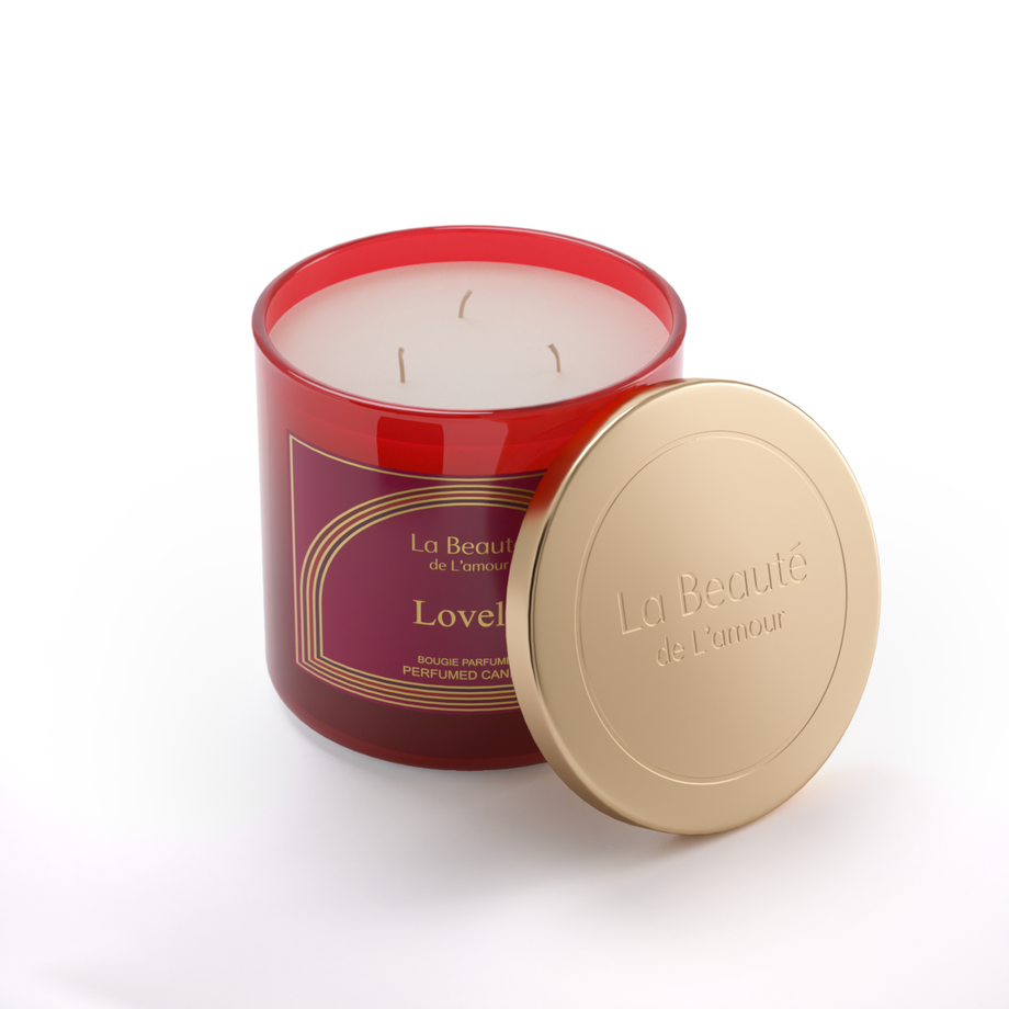 Lovely 400 gm Scented Candle La Beaute de Lamour