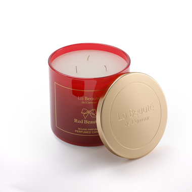 Red Beautiful 400 gm Scented CandleLa Beaute